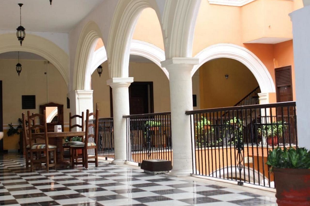 Mision Campeche Hotel Exterior photo